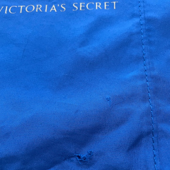 PINK by Victoria Secret Messenger Bag - Picture 3 of 7